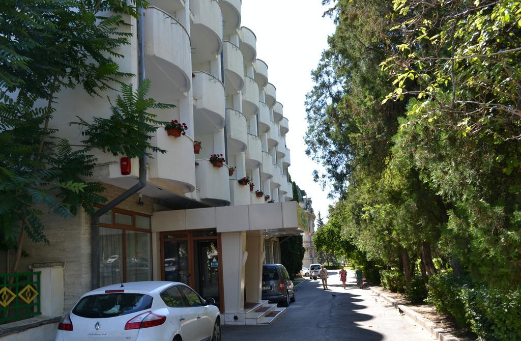 Casa De Oaspeti Sfantul Nicolae 이아시 외부 사진